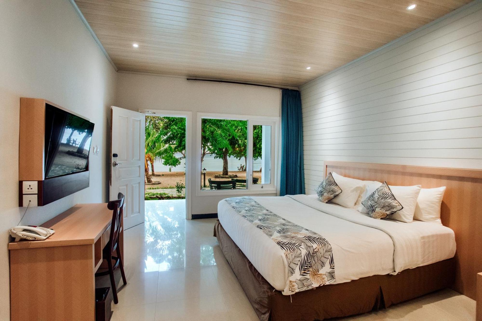 Sylvia Hotel & Resort Komodo Labuan Bajo Eksteriør bilde