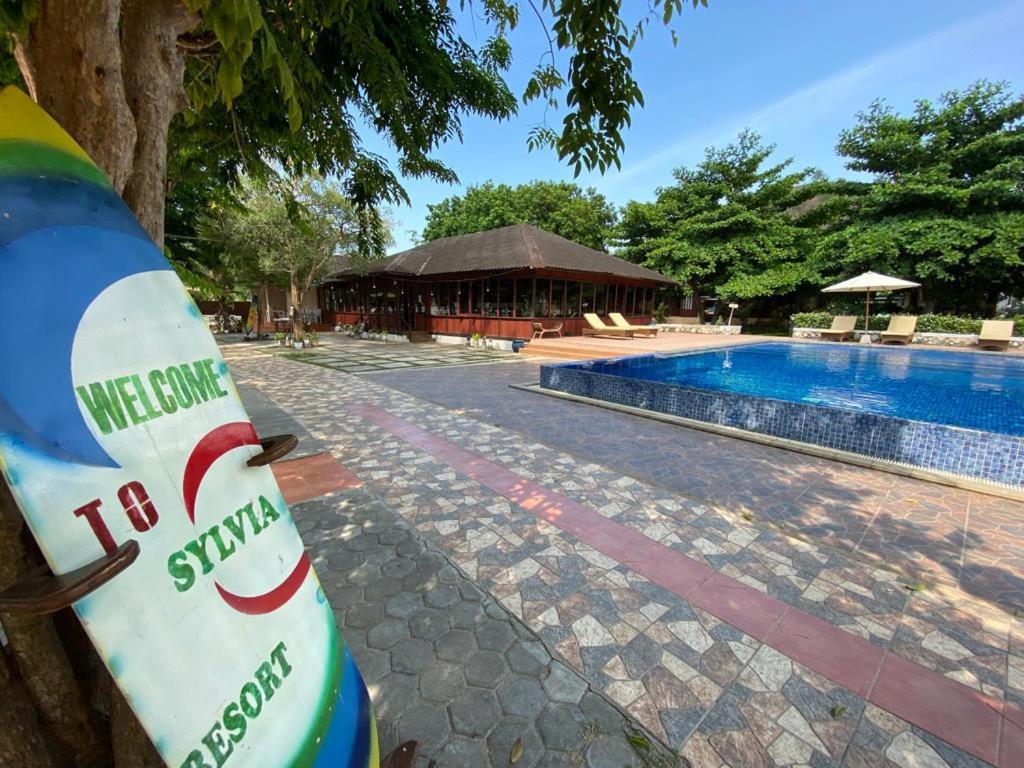 Sylvia Hotel & Resort Komodo Labuan Bajo Eksteriør bilde